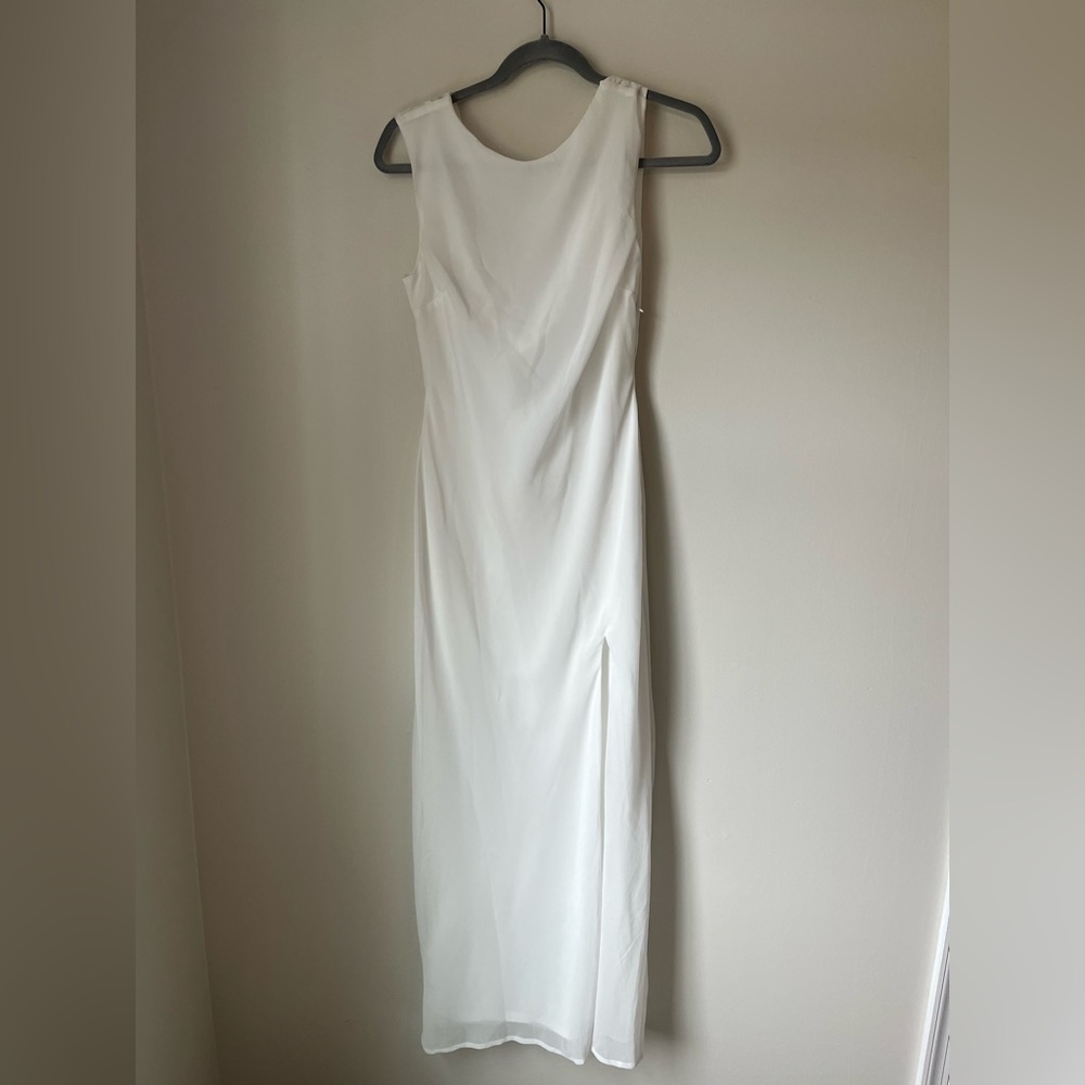 Lulu's Classic White Maxi Dress